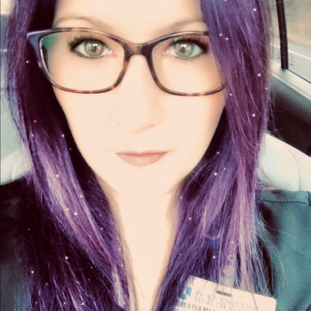 Meet your Posher, Ashley